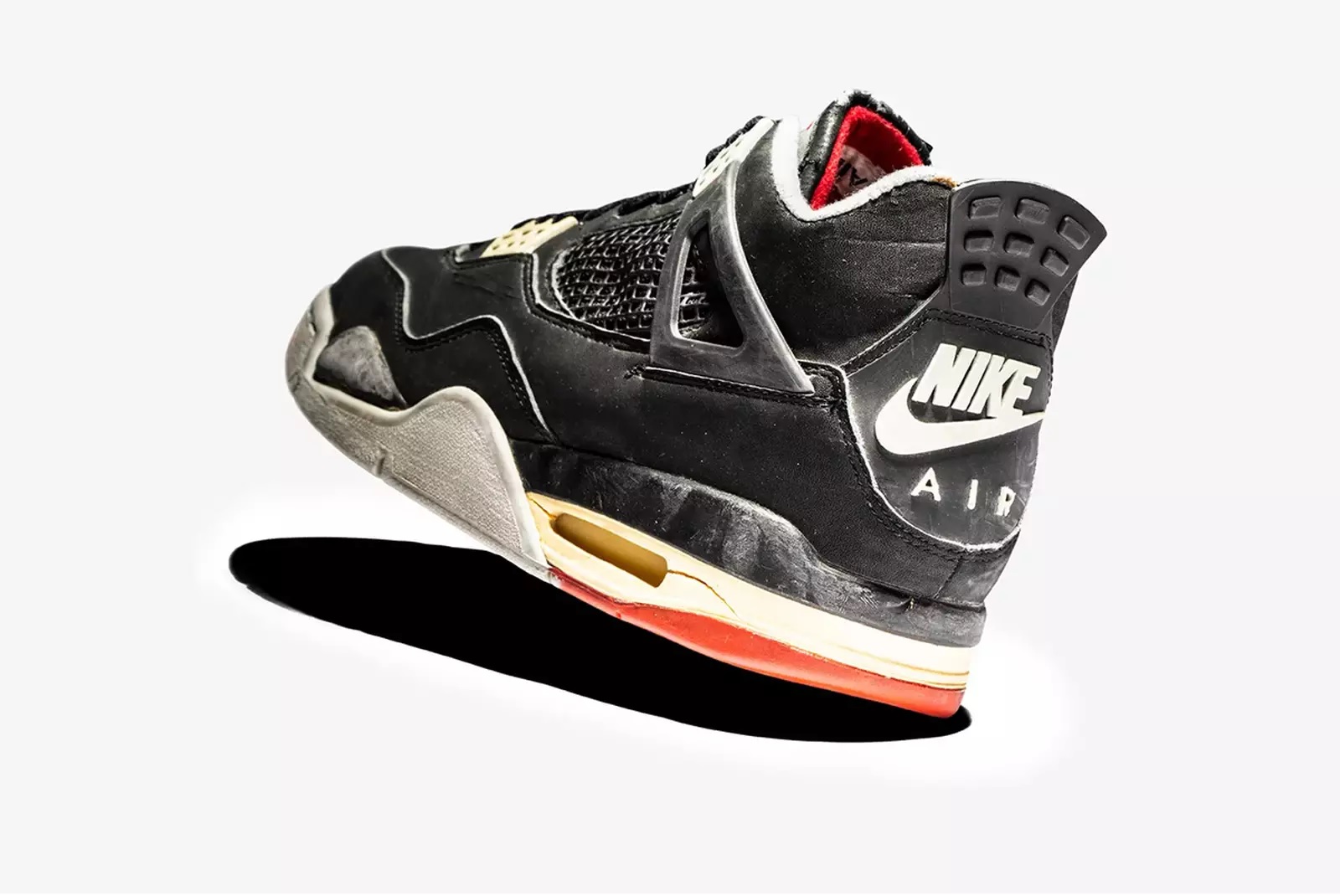 AJ4 Bred
